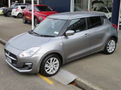 Photo of the vehicle Suzuki Swift