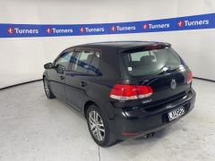 Photo of the vehicle Volkswagen Golf