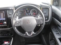 Photo of the vehicle Mitsubishi Outlander