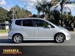 Photo of the vehicle Honda Fit