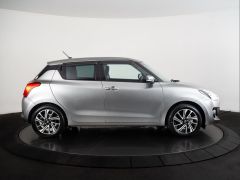 Photo of the vehicle Suzuki Swift