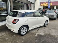 Photo of the vehicle Suzuki Swift