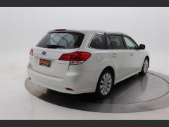 Photo of the vehicle Subaru Legacy