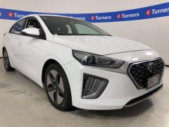 Photo of the vehicle Hyundai IONIQ