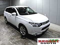 Photo of the vehicle Mitsubishi Outlander