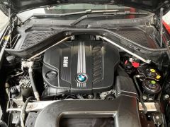 Photo of the vehicle BMW X5