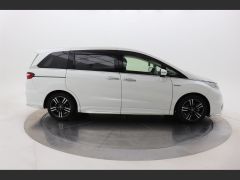 Photo of the vehicle Honda Odyssey