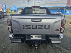 Photo of the vehicle Isuzu D-Max