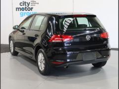 Photo of the vehicle Volkswagen Golf