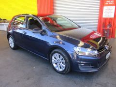 Photo of the vehicle Volkswagen Golf