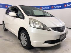 Photo of the vehicle Honda Fit