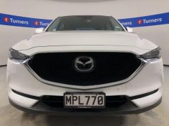 Photo of the vehicle Mazda CX-5