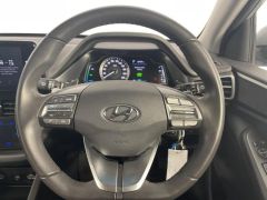 Photo of the vehicle Hyundai IONIQ