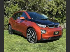 Photo of the vehicle BMW i3