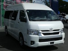 Photo of the vehicle Toyota HiAce