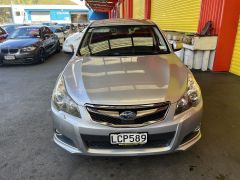 Photo of the vehicle Subaru Legacy