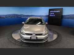 Photo of the vehicle Volkswagen Golf