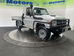 Photo of the vehicle Toyota Land Cruiser