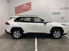 Photo of the vehicle Toyota RAV4