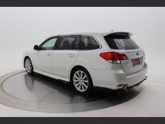 Photo of the vehicle Subaru Legacy