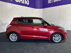 Photo of the vehicle Suzuki Swift