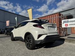 Photo of the vehicle Toyota C-HR