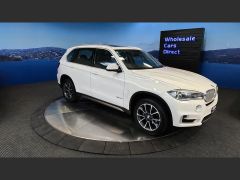 Photo of the vehicle BMW X5