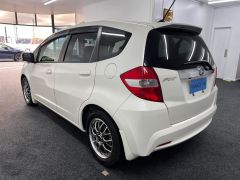 Photo of the vehicle Honda Fit