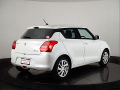 Photo of the vehicle Suzuki Swift