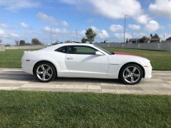 Photo of the vehicle Chevrolet Camaro