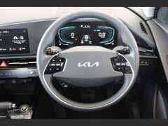 Photo of the vehicle Kia Niro