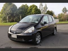 Photo of the vehicle Honda Jazz