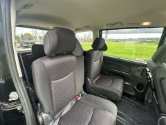 Photo of the vehicle Nissan Serena