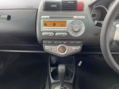 Photo of the vehicle Honda Fit