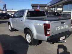 Photo of the vehicle Isuzu D-Max