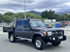 Photo of the vehicle Toyota Land Cruiser