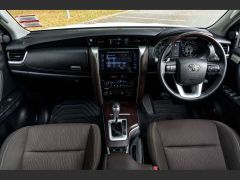 Photo of the vehicle Toyota Fortuner