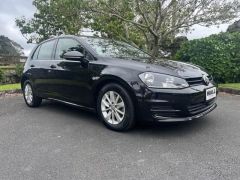 Photo of the vehicle Volkswagen Golf