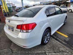 Photo of the vehicle Subaru Legacy