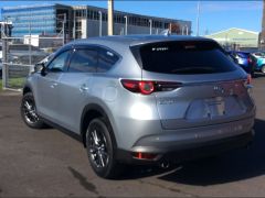 Photo of the vehicle Mazda CX-8