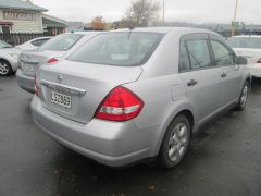 Photo of the vehicle Nissan Tiida