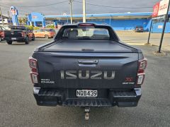 Photo of the vehicle Isuzu D-Max