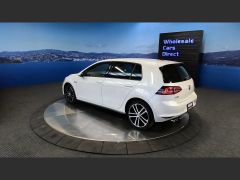 Photo of the vehicle Volkswagen Golf