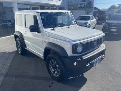 Photo of the vehicle Suzuki Jimny