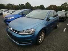 Photo of the vehicle Volkswagen Golf