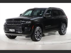 Photo of the vehicle Jeep Grand Cherokee