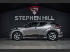 Photo of the vehicle Toyota C-HR