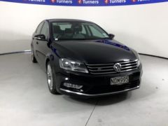 Photo of the vehicle Volkswagen Passat