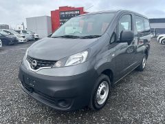 Photo of the vehicle Nissan NV200