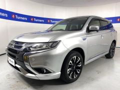 Photo of the vehicle Mitsubishi Outlander